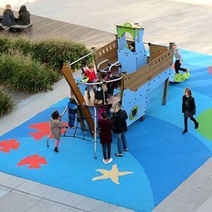 Pavimento amortiguador de caucho continuo y suelos de seguridad para parques infantiles