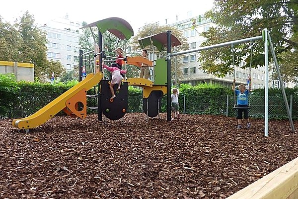 combinado-diabolo-proludic-j3826-en-parque
