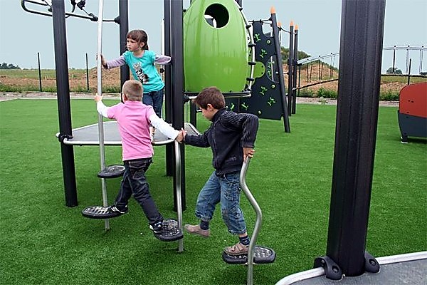 juego-de-equilibrio-con-plataformas-colgantes